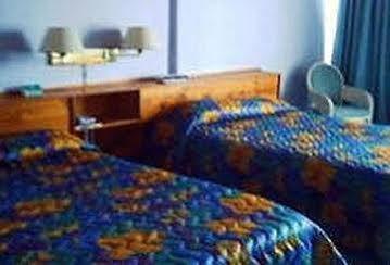 Garraway Hotel Roseau Bagian luar foto