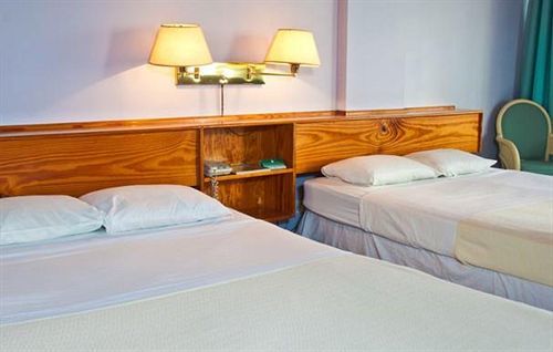 Garraway Hotel Roseau Bagian luar foto