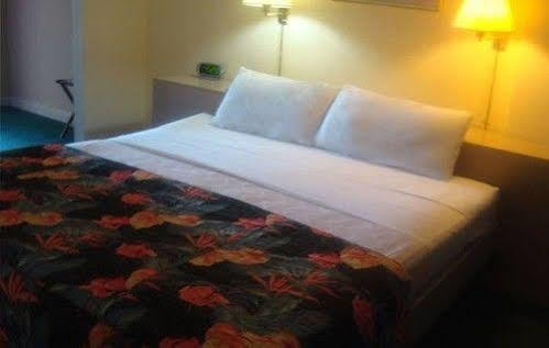Garraway Hotel Roseau Bagian luar foto