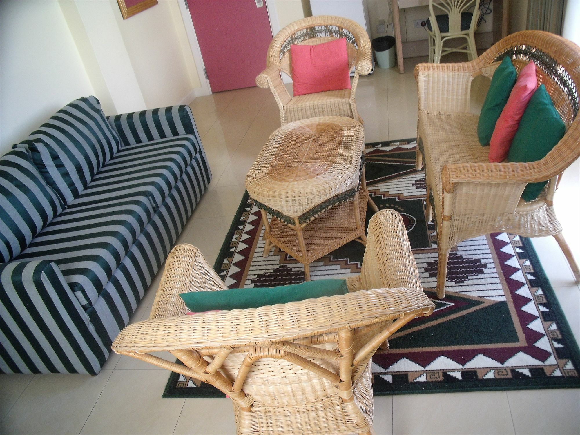 Garraway Hotel Roseau Bagian luar foto